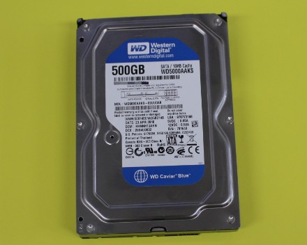 WD5000AAKS-00UU3A0